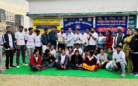 एसएमआर डिग्री कॉलेज के सहयोग से रिपब्लिक फाउण्डेशन सोसाइटी ने किया स्वास्थ्य जागरूकता शिविर आयोजन