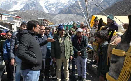 मुख्य सचिव ने केदारनाथ धाम पहुंचकर  चार धाम यात्रा की व्यवस्थाओं का किया स्थलीय निरीक्षण