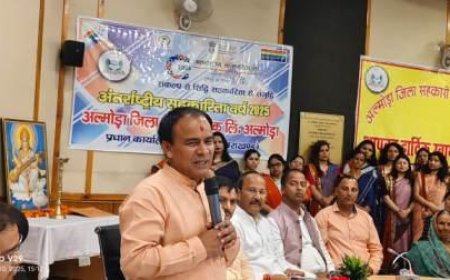 महिला सशक्तिकरण के बिना विकसित राष्ट्र की संकल्पना अधूरीः डॉ धन सिंह रावत