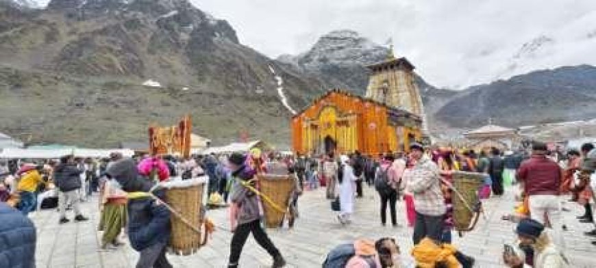 बाबा केदार के दर्शनों को उमड़े भक्त, चौथे दिन ही आंकड़ा एक लाख पार