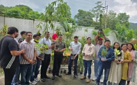 हरेला पर्व पर हरियाली का संकल्प, खाद्य संरक्षा एवं औषधि प्रशासन विभाग उत्तराखंड में किया गया पौधारोपण 
