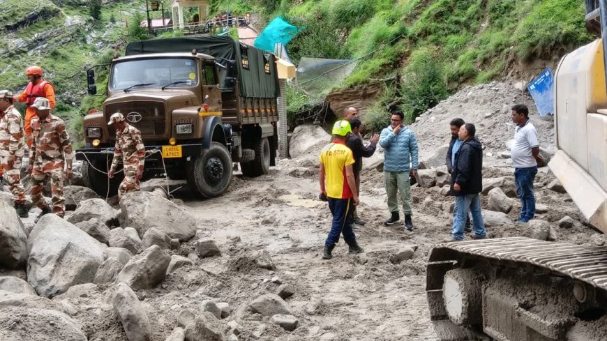 चमोली तमकनाला फ्लैश फ्लड पर CM धामी अलर्ट, गढ़वाल कमिश्नर को ग्राउंड पर उतरने के निर्देश