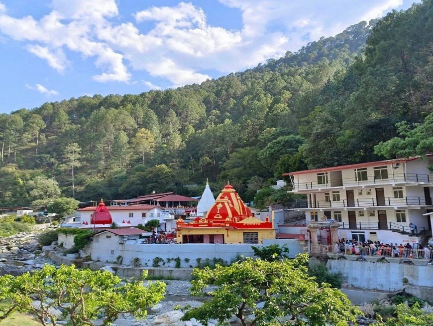 'हनुमान अंश’ के बाद कैंची धाम में उमड़ रहा जनसैलाब, वीकेंड पर ट्रैफिक प्लान लागू