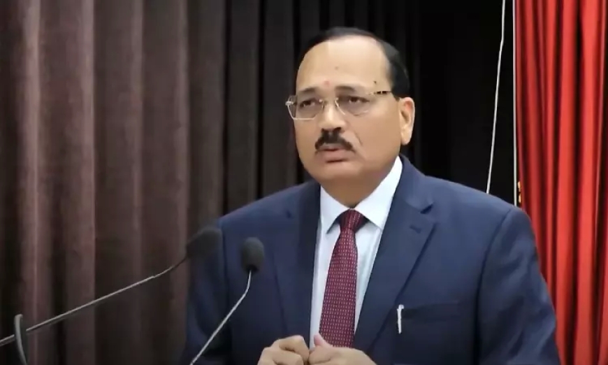 CJI सूर्यकांत ने SIR, वोट चोरी के आरोपों पर राहुल गांधी-खड़गे से मिलने से किया इनकार